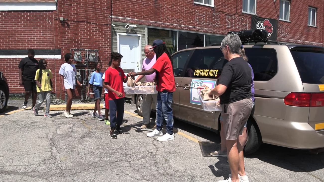 Lima organizations tackle summer hunger with music and meals